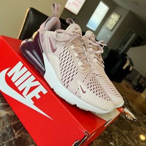 Barely Rose WOMEN'S NIKE AIR MAX 270 CASUAL SHOES